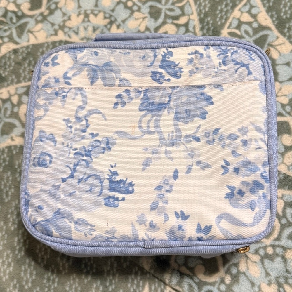LoveShackFancy Pottery Barn Teen Floral Toile Insulated Lunch Box Blue White